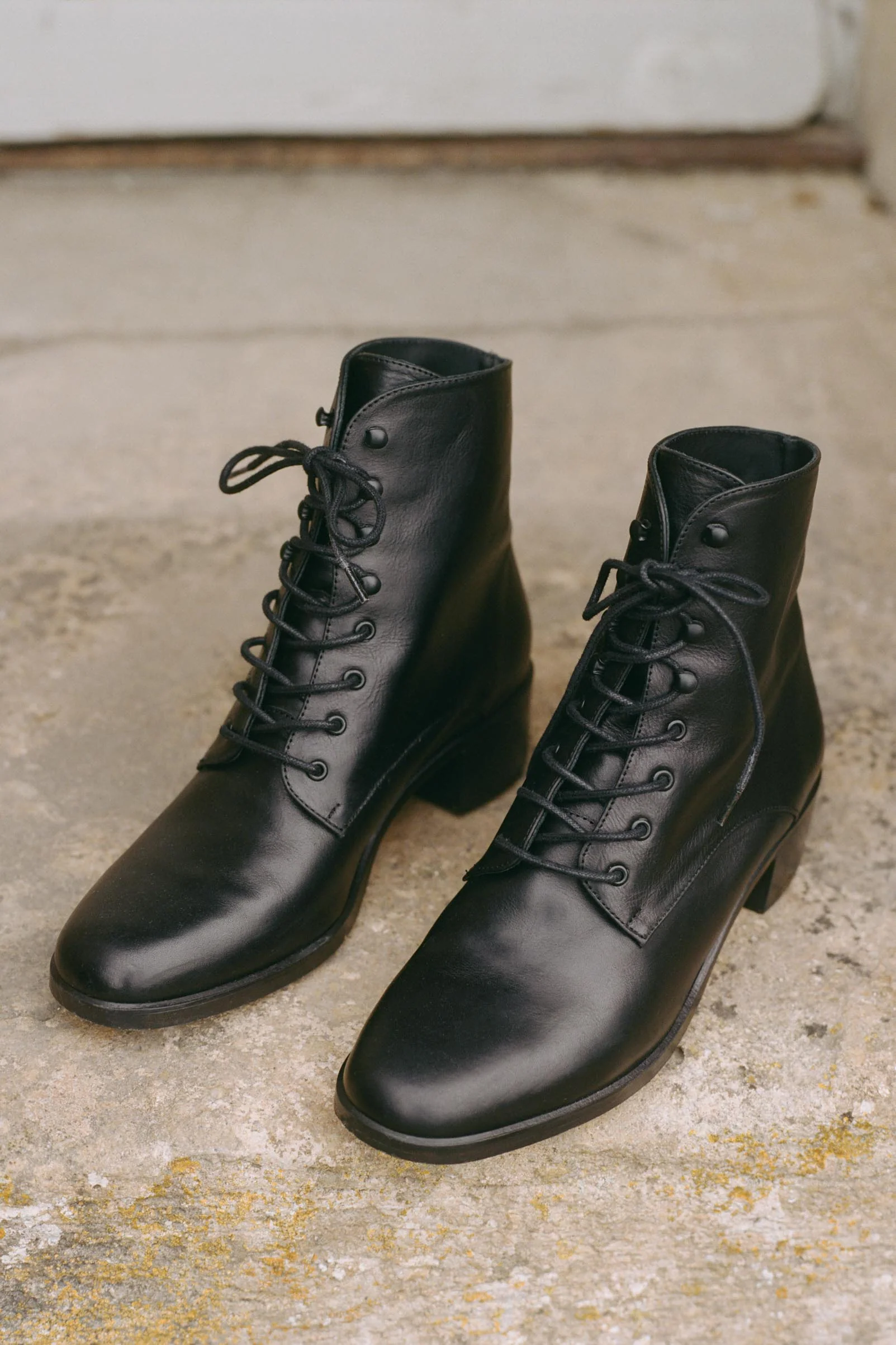 The Dawn Boot | Black - Image 2