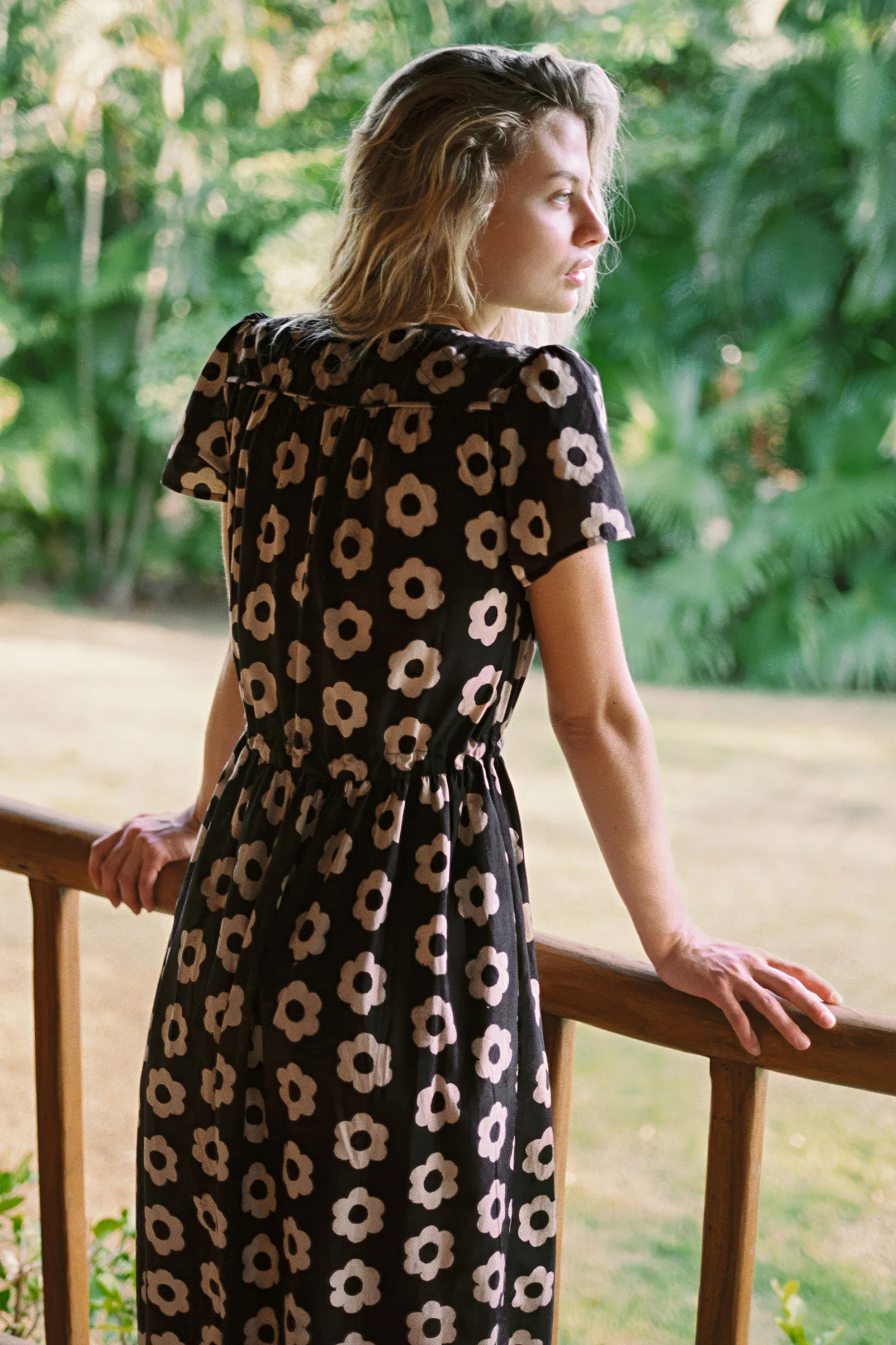 The Dawn Dress Petites | Noir Daisy - Image 3