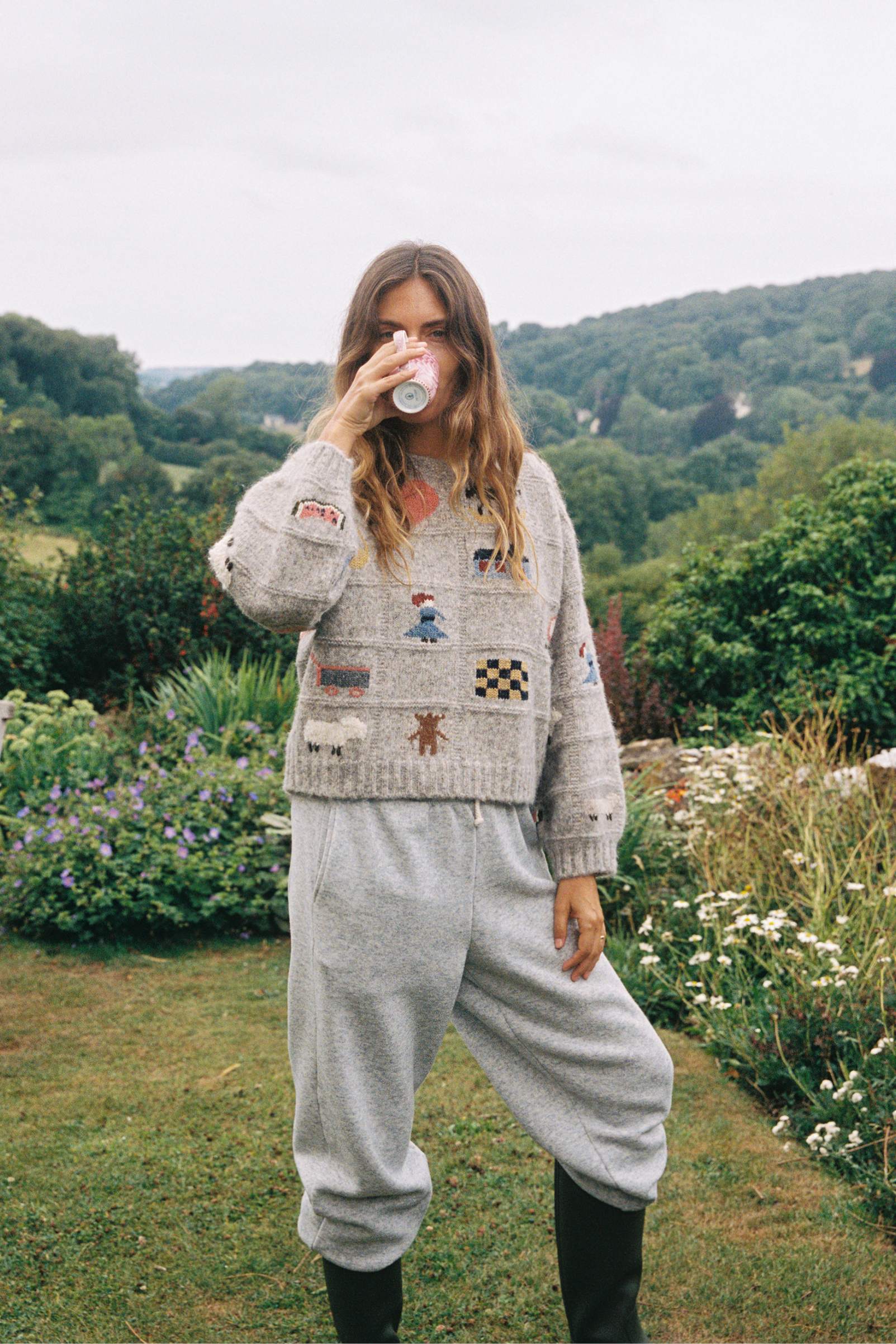 The Enid Sweater | Earl Grey - Image 2