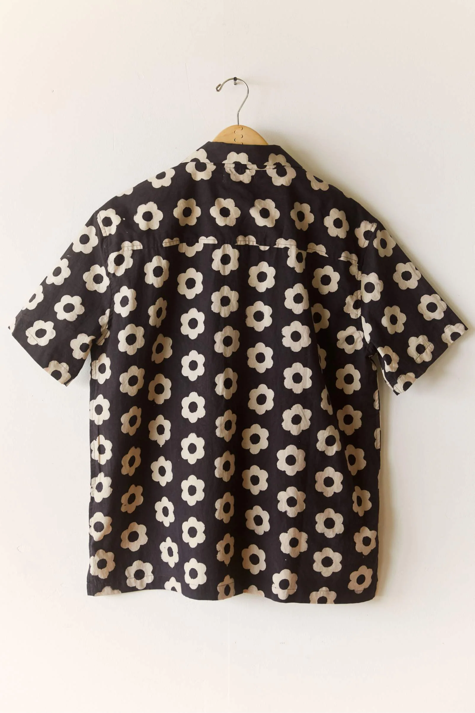 The Pedro Short Sleeve Shirt | Noir Daisy - Image 6